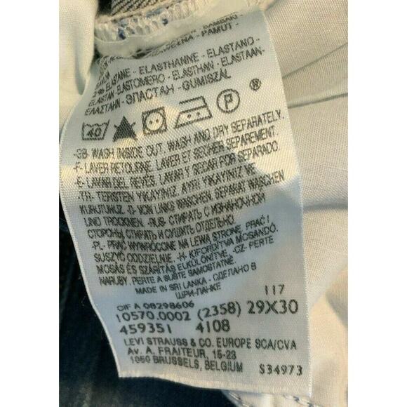 Levis 570 Red Tab Jeans Womens 8 Straight Leg Stretch Mid Wash Streetwear Denim - Picture 6 of 6